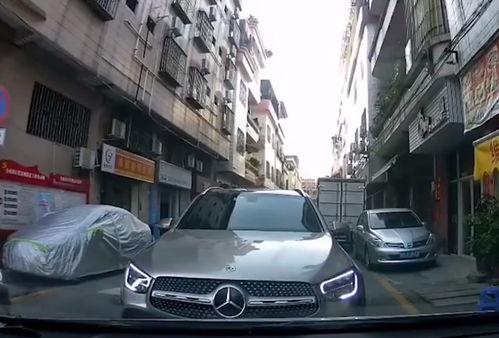 奔驰汽车爆料视频  第3张